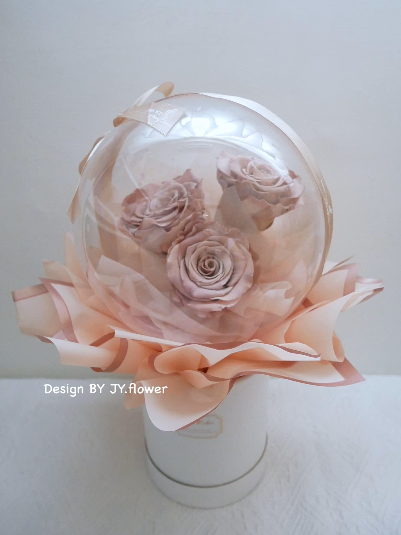 厄瓜多永生玫瑰抱抱桶花束【流沙】