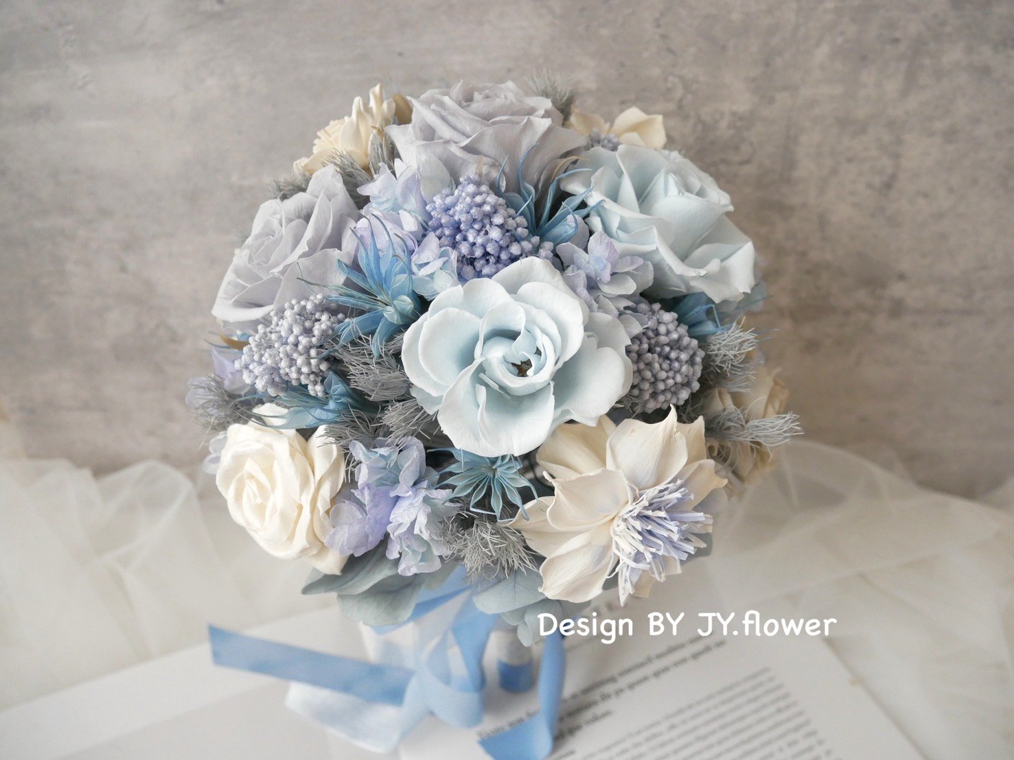 圓形不凋花捧花【寒冰灰藍】