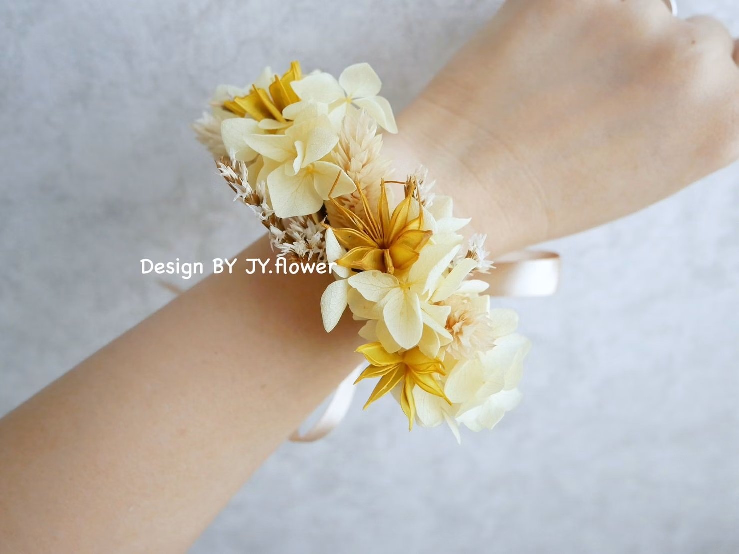 小花款永生乾燥手腕花【耀眼】