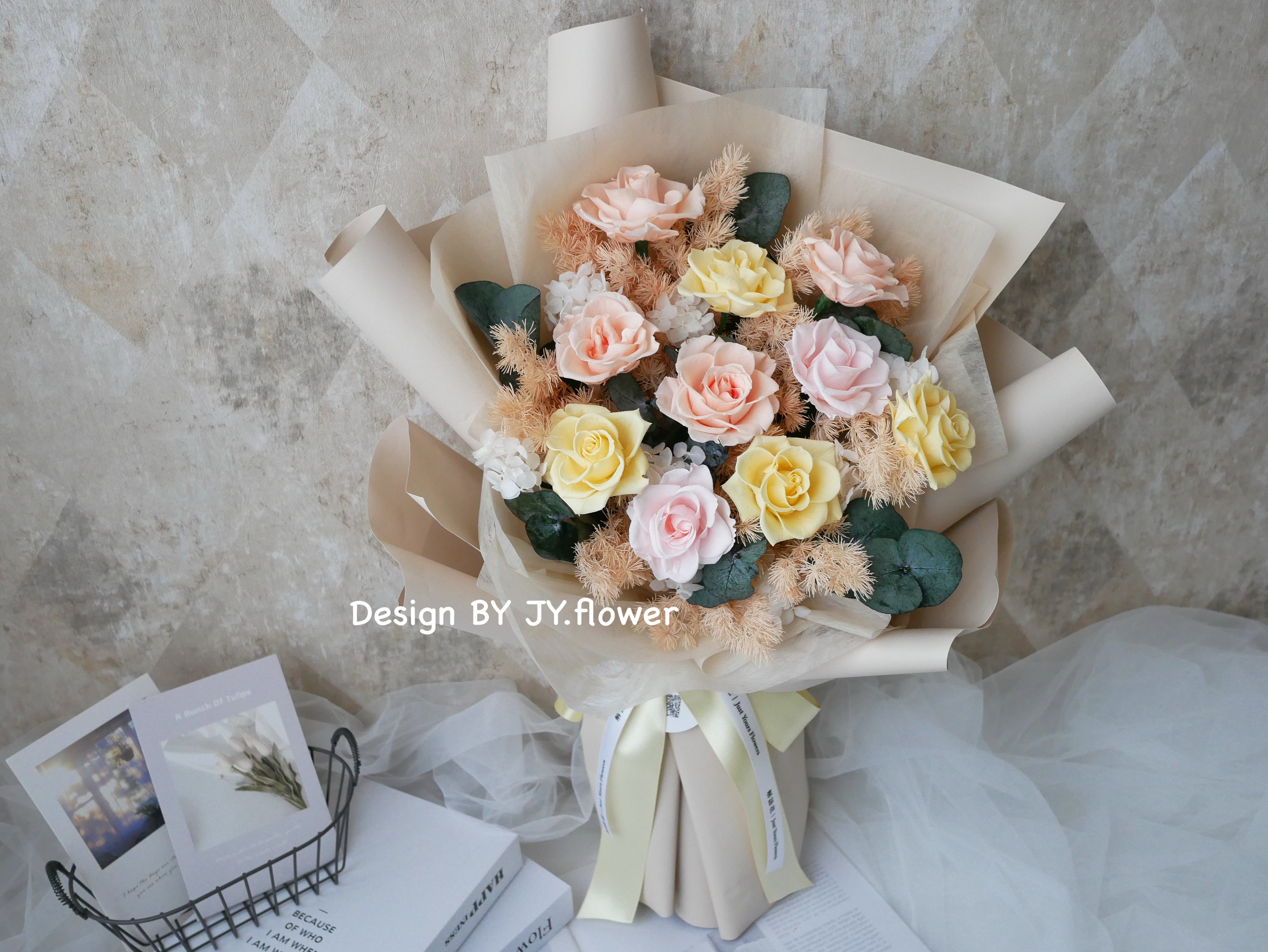 大型永生玫瑰花束【柔黃杏粉】