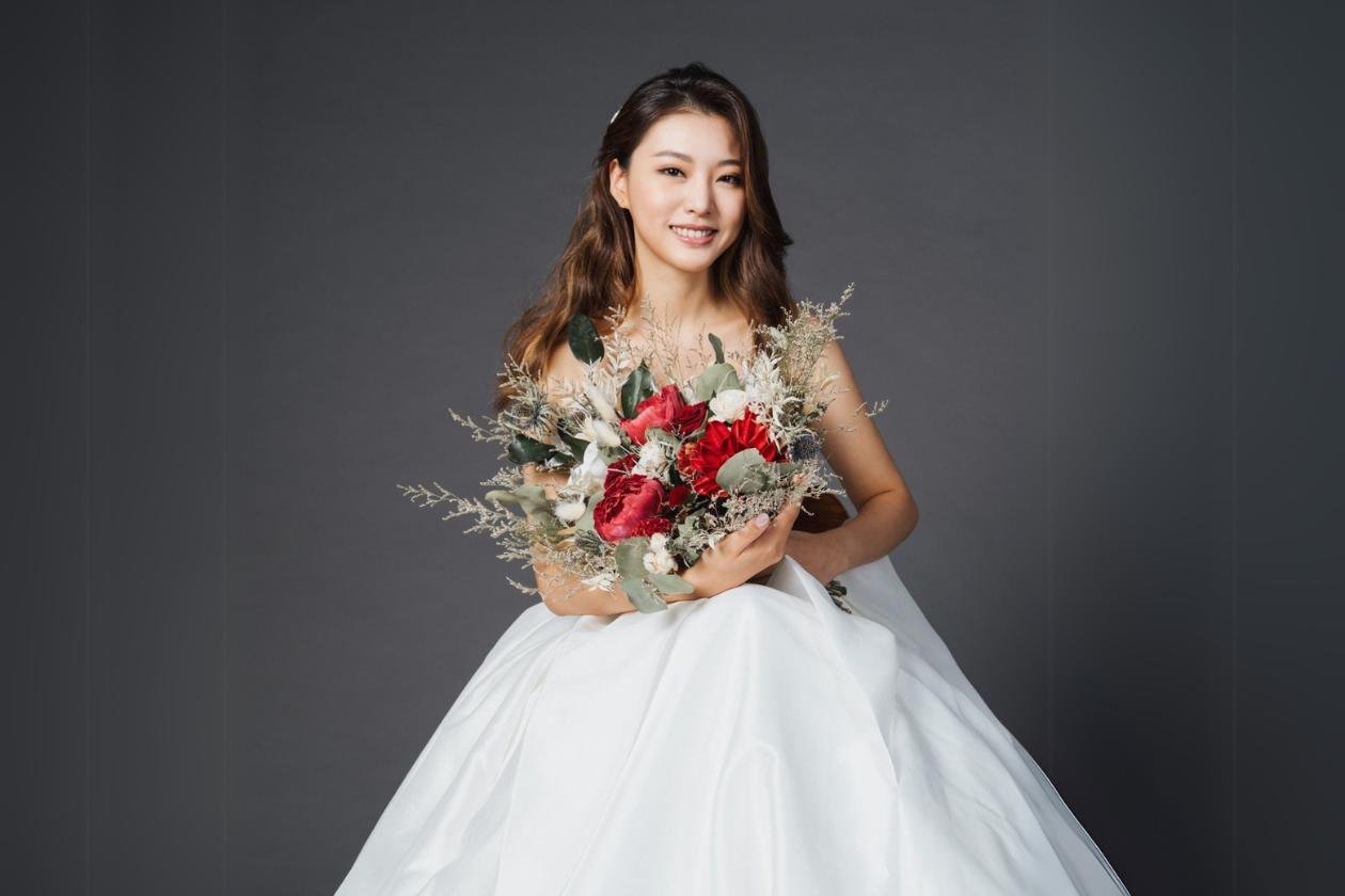 韓系、法式、美式婚紗照，捧花怎麼搭最對味？