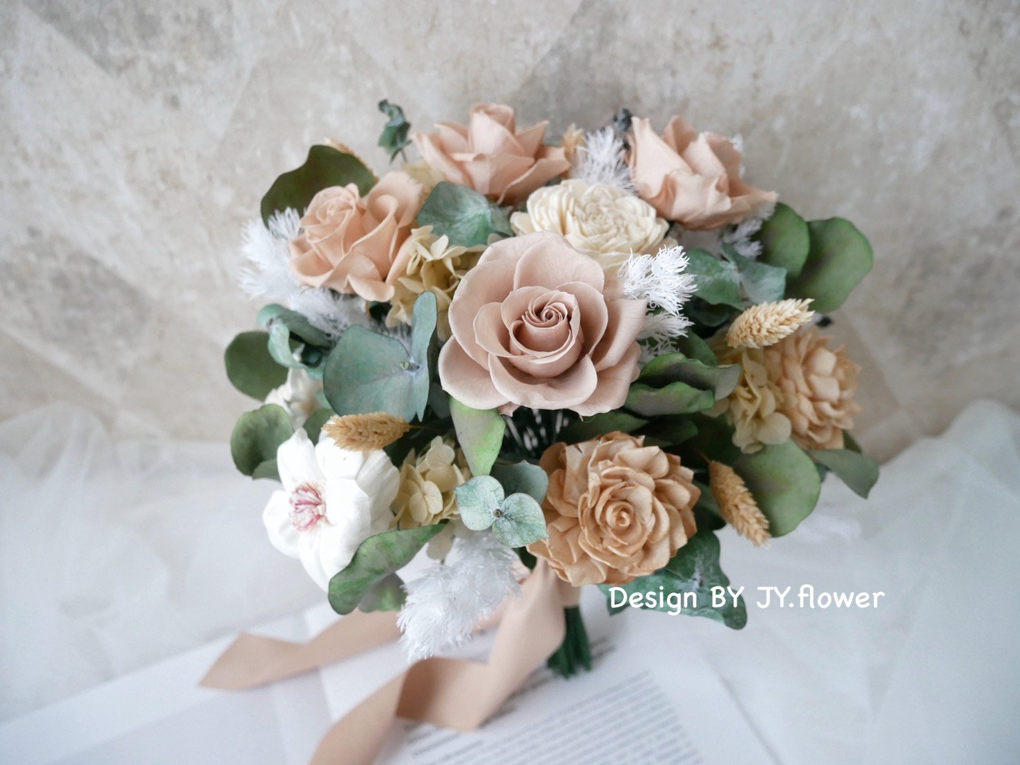 自然型手綁不凋花分束捧花【柔霧茶棕】-多葉款