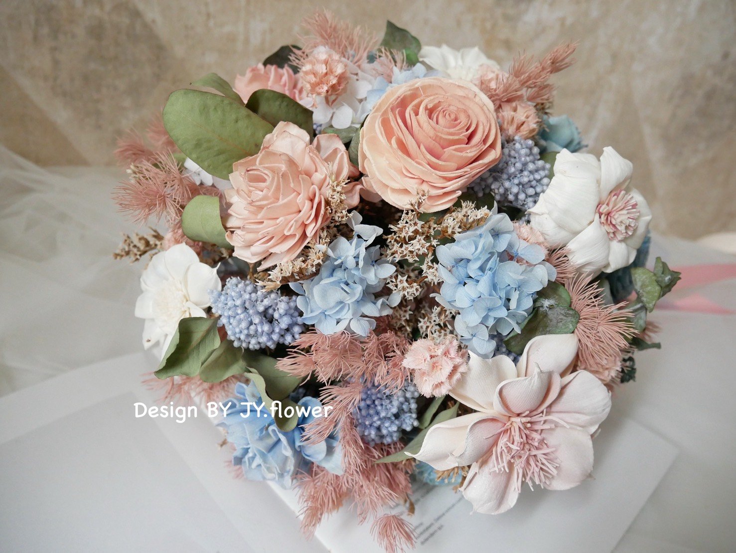 自然型手綁乾燥花捧花【寧靜粉藍】