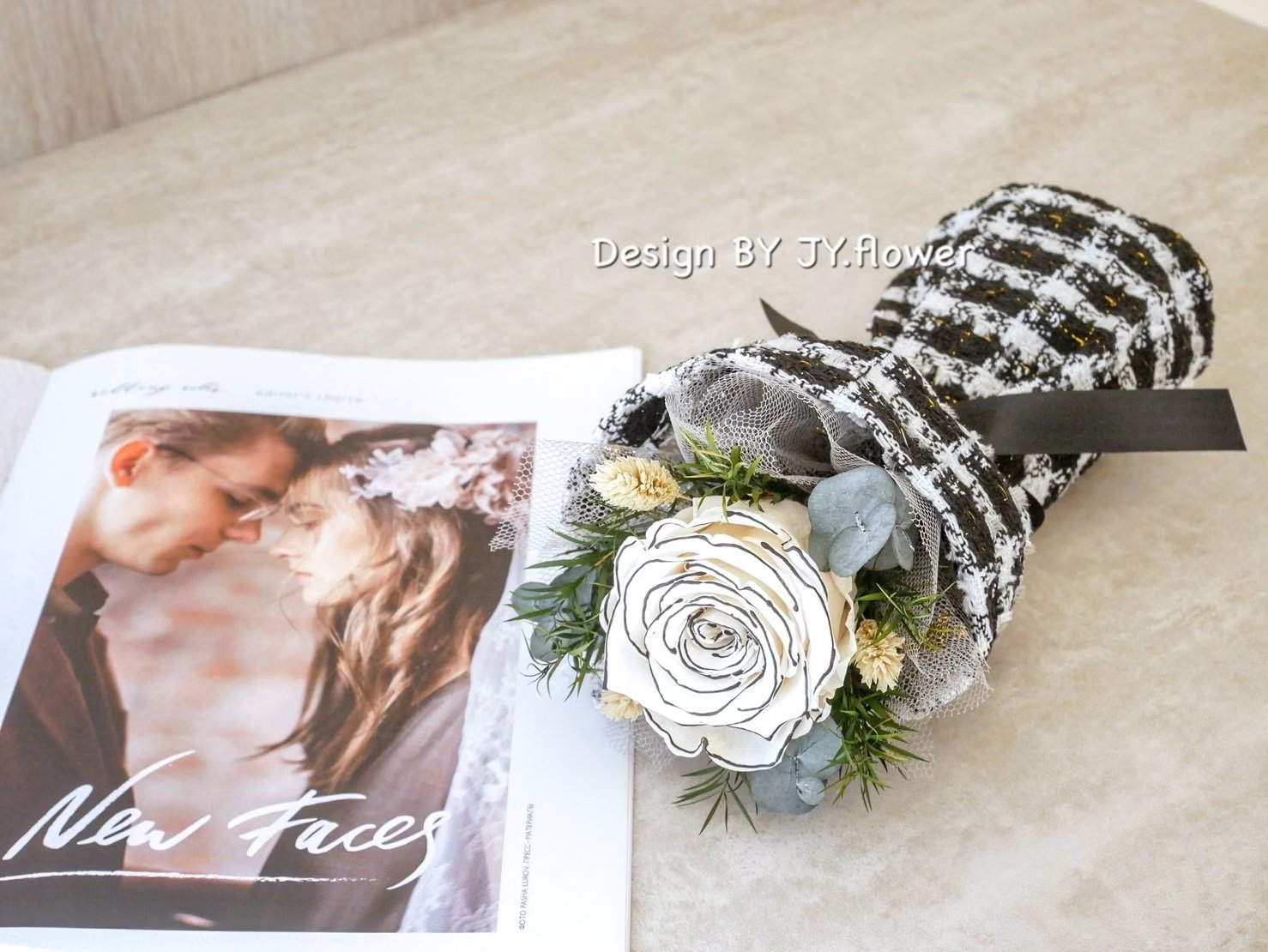 單支小香風永生玫瑰花束【輕奢】