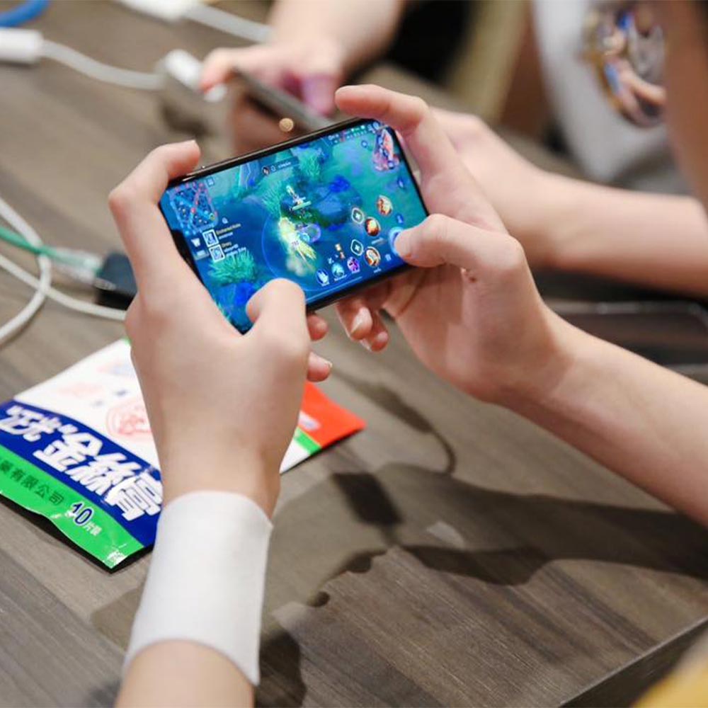 電競之路，正光陪您