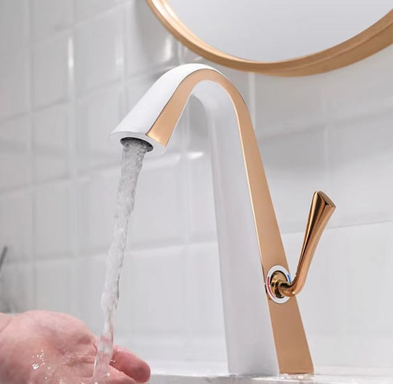 DE系列 - 藝術型側把面盆龍頭 - D64825