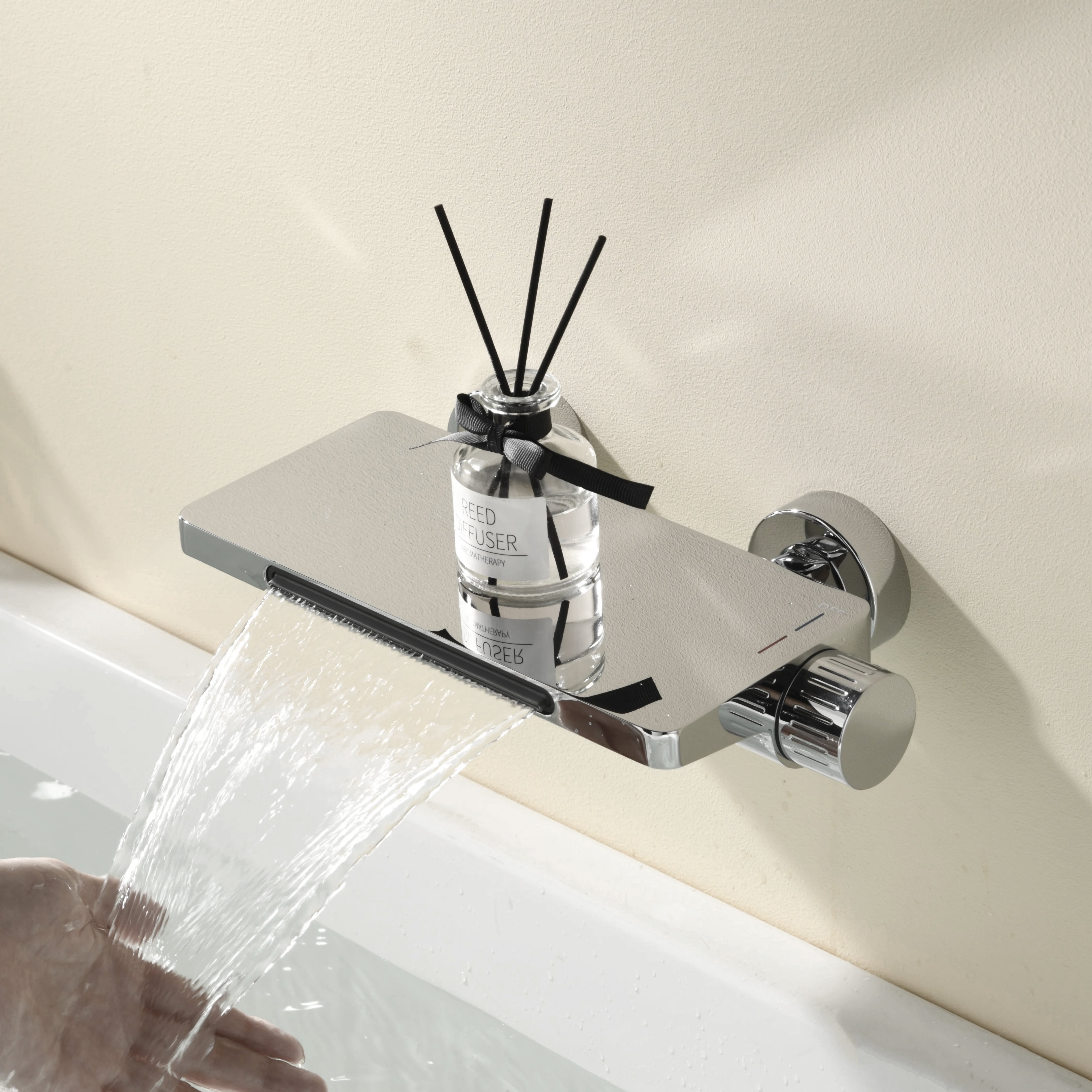 DE. / IDEAVIT 瀑境平台浴缸龍頭 -  LD-711.1R3