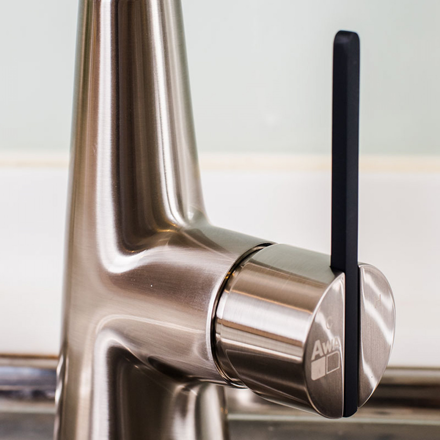 FLEAKER廚房無鉛伸縮龍頭-絲光鍍鎳 - EA-211-N