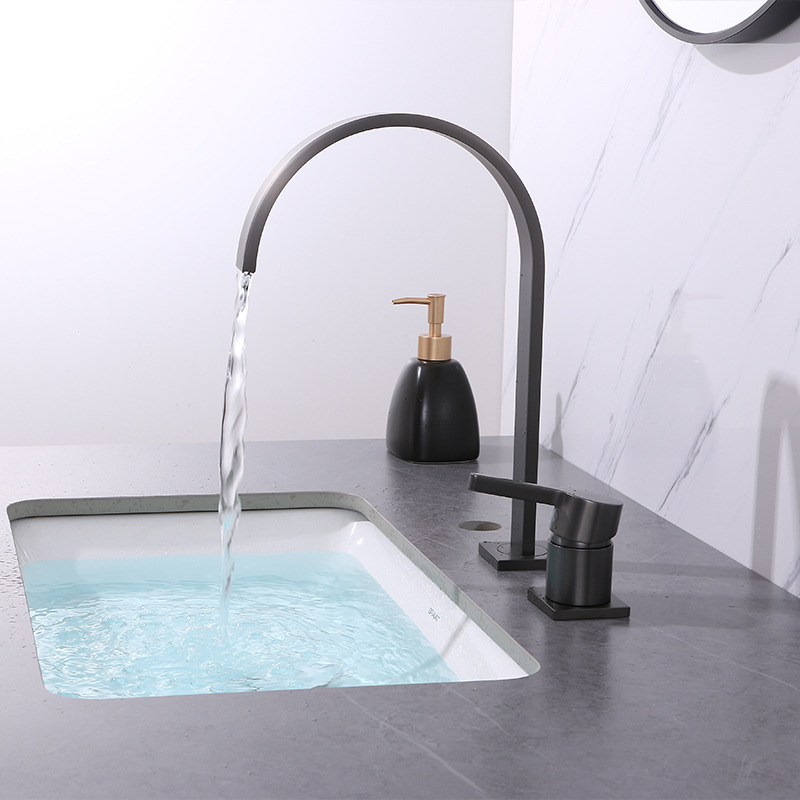 DE系列-單把雙口龍頭 B100735-Y100735-R100735