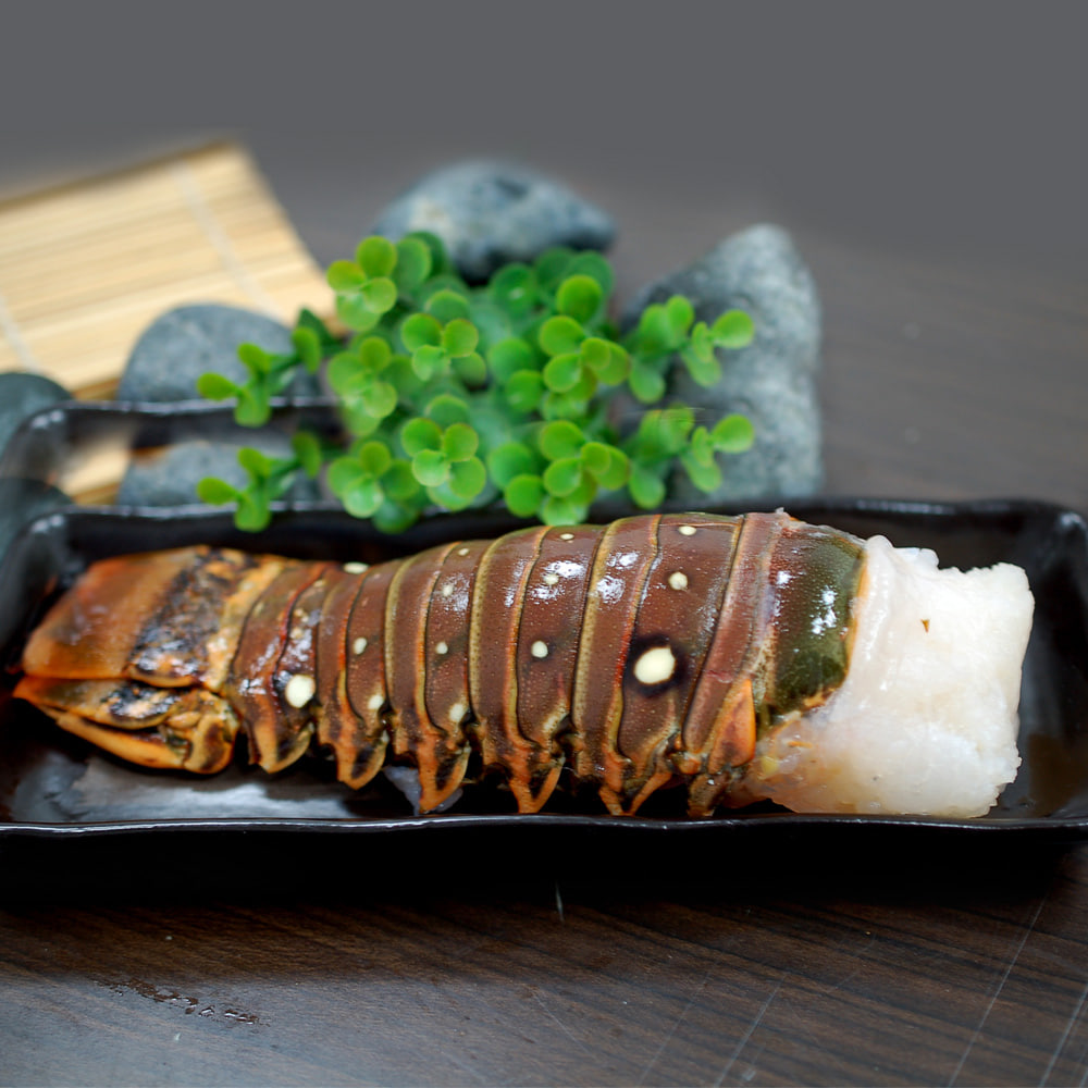 蔚藍海-加勒比海8盎司龍蝦身2隻(220g/尾)