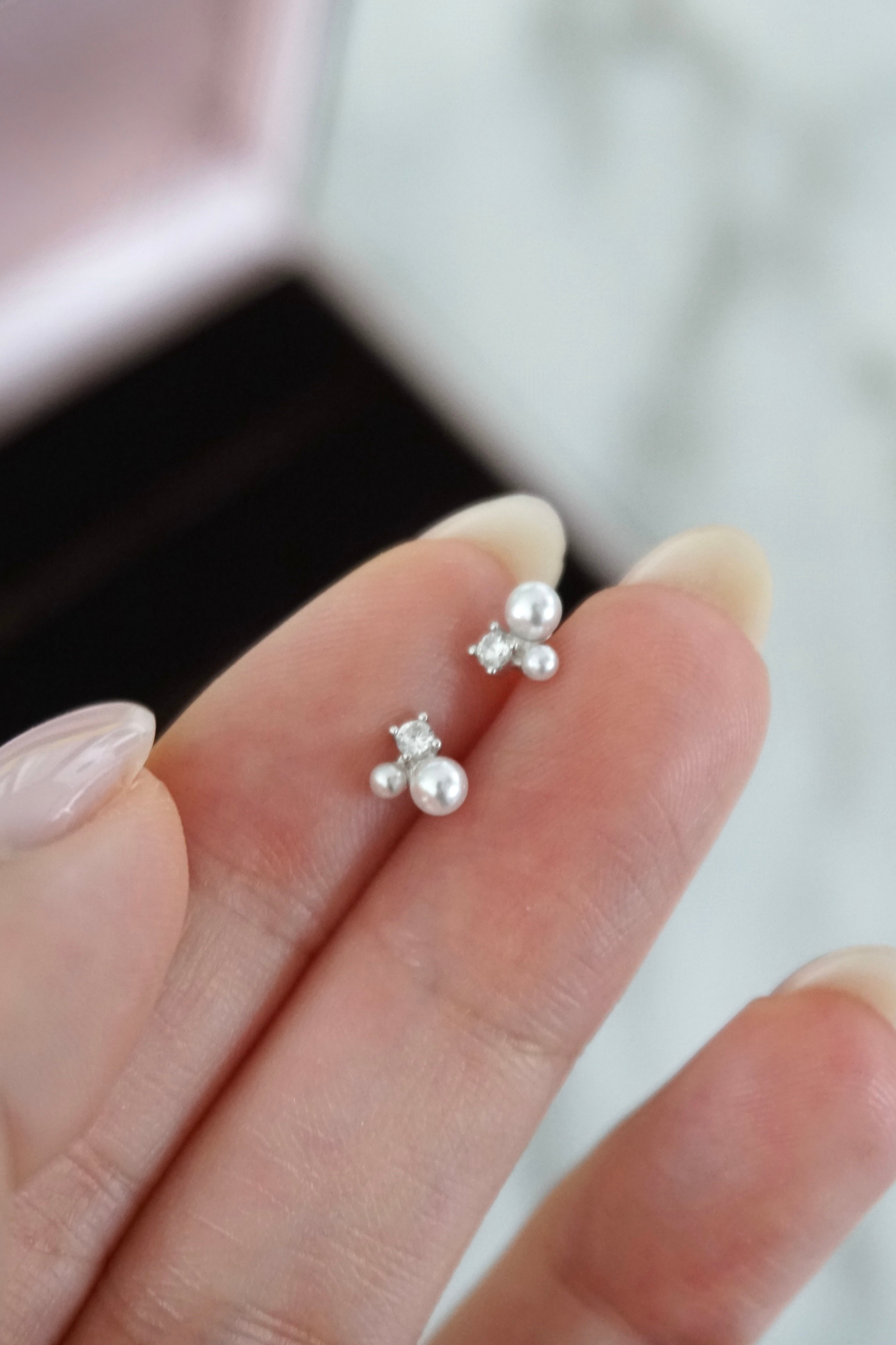 S925 Dainty Pearl Trio Studs 迷你珍珠小鑽轉珠耳環