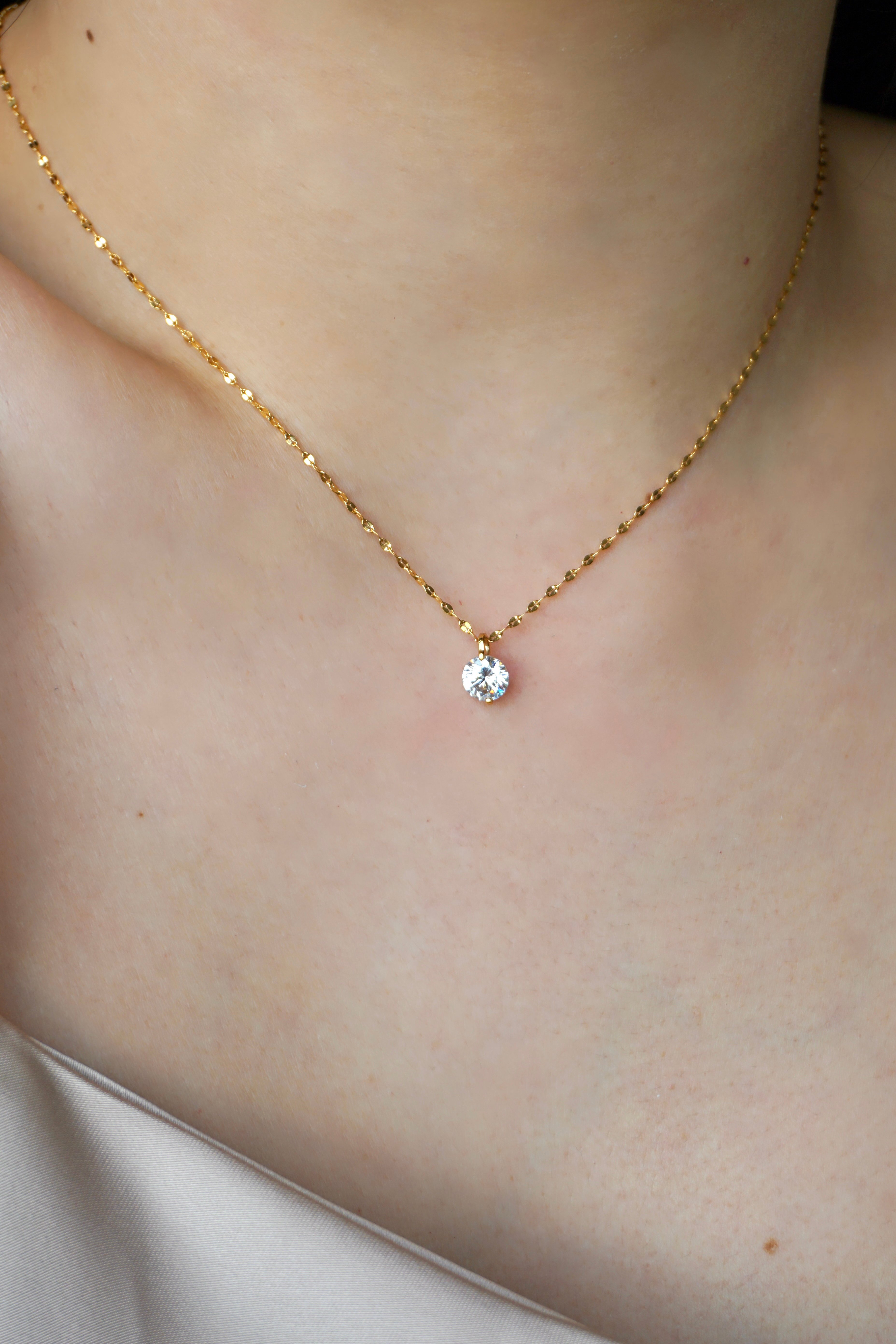 316L Sparkle Halo Round Pendant Necklace 設計款單鑽吊墜