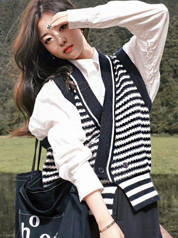 百搭V領黑白紋背心