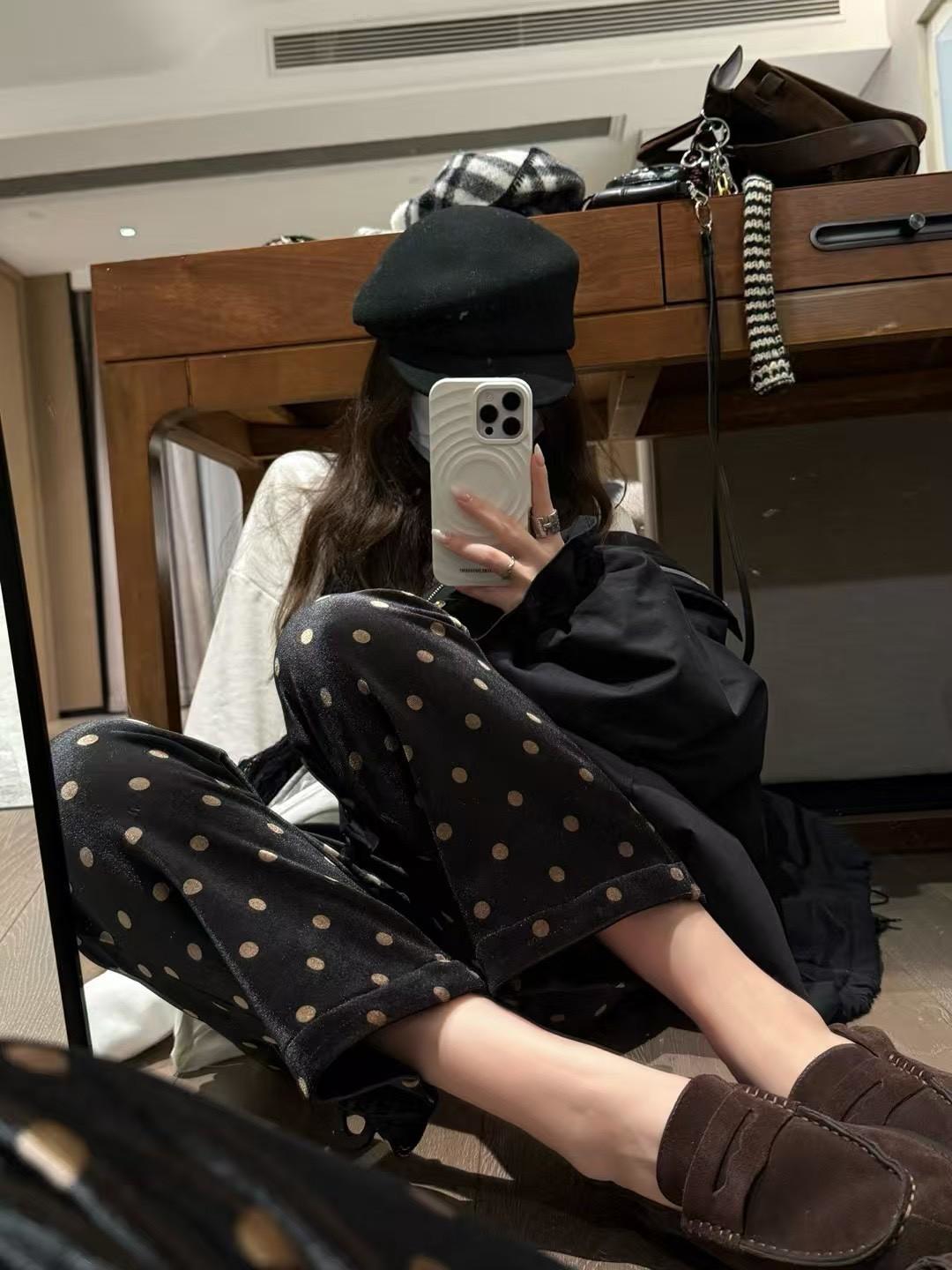 高腰鬆緊波點加絨微喇叭八分褲