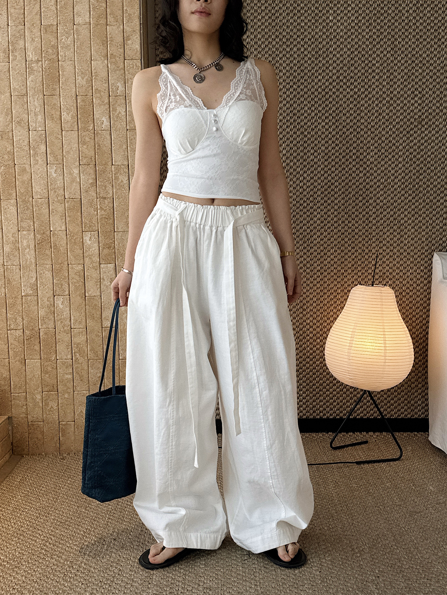 鬆弛感高腰褶皺闊腿配腰帶長褲