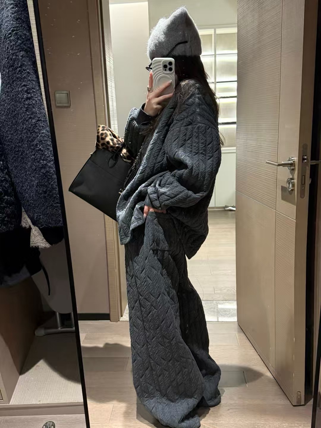 圓領夾絲綿坑條絎棉套裝