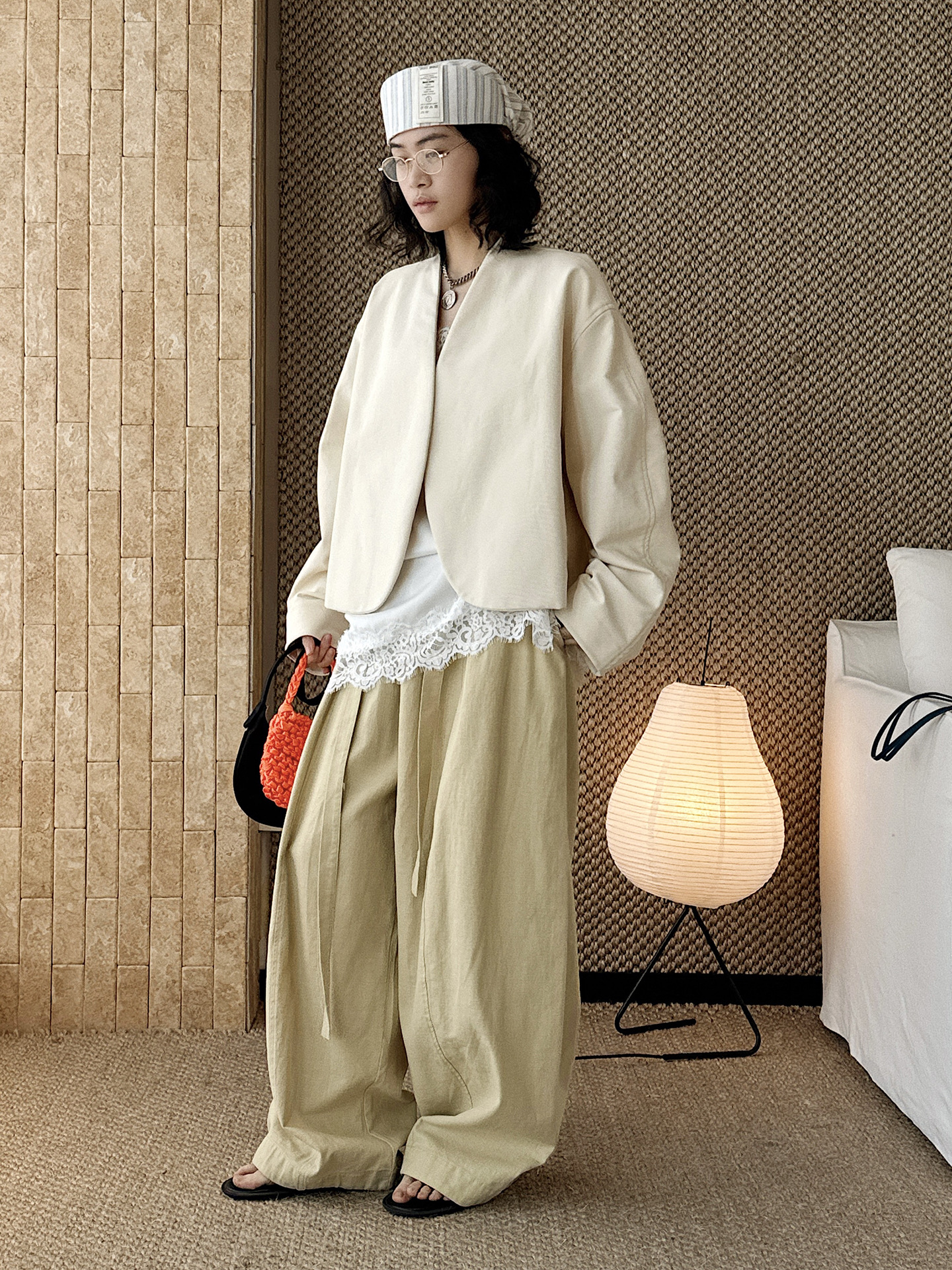 鬆弛感高腰褶皺闊腿配腰帶長褲