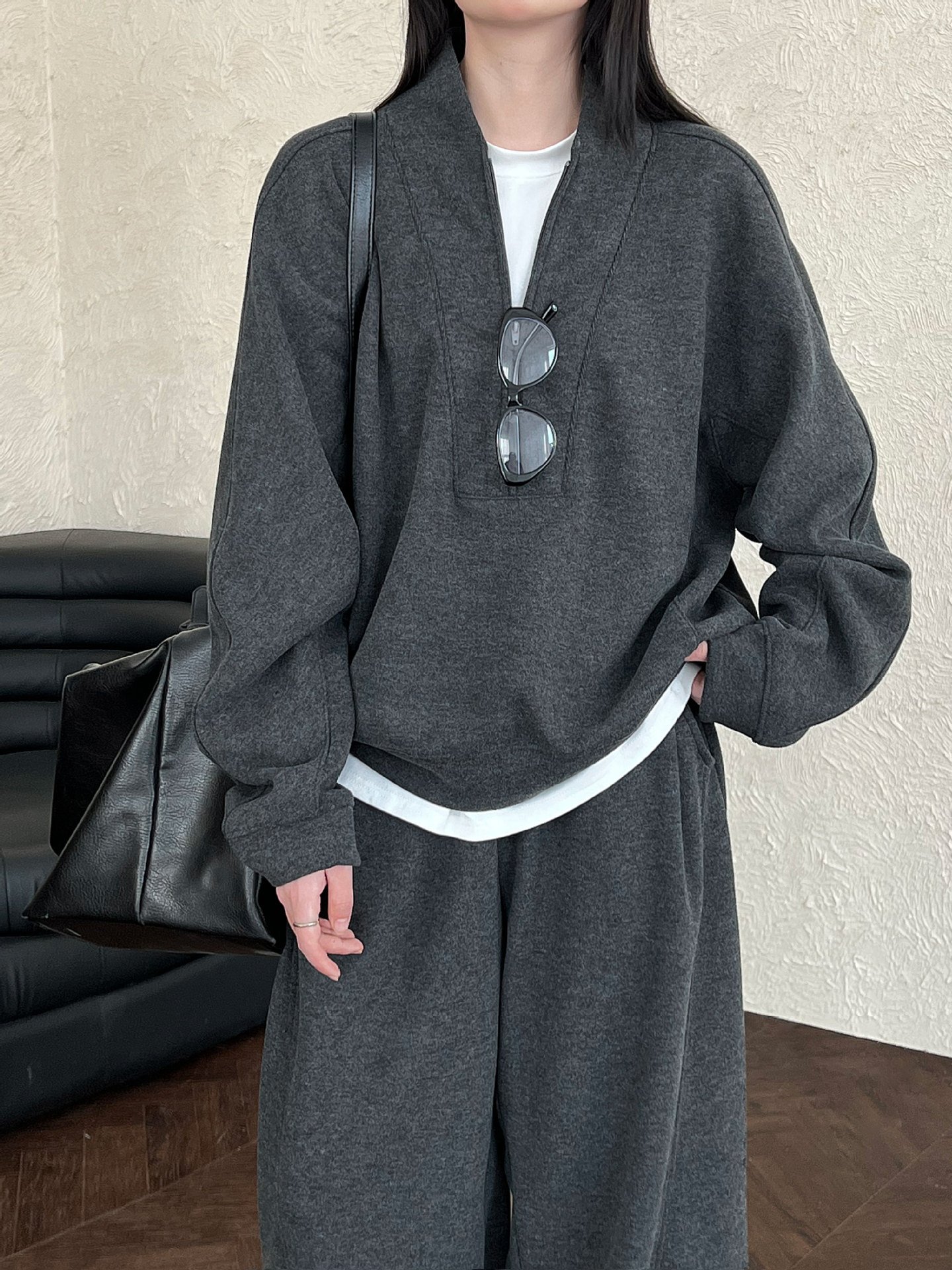 老錢風磨毛衛衣＋彎刀褲兩件套