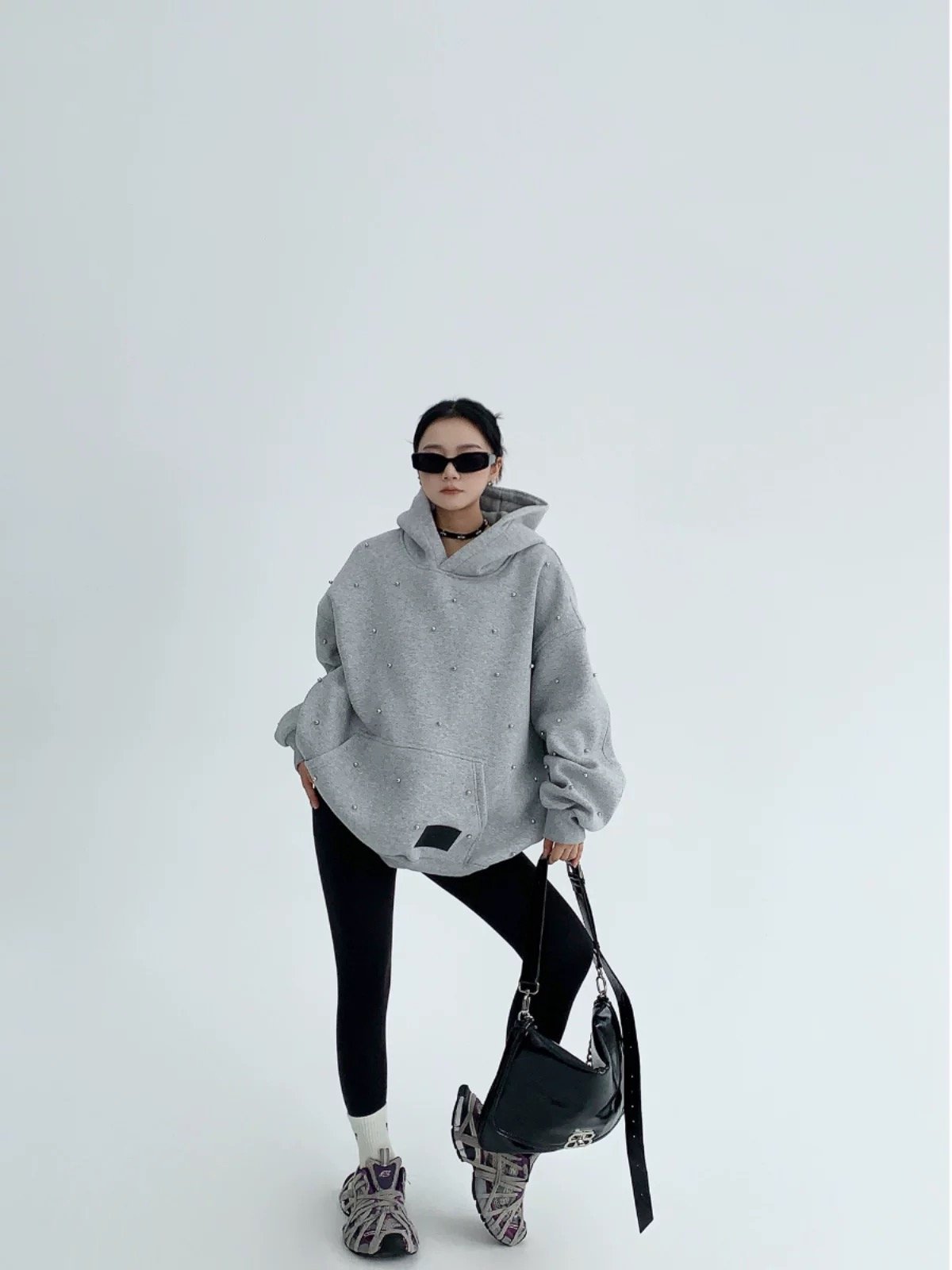 重磅小眾釘珠加絨連帽T