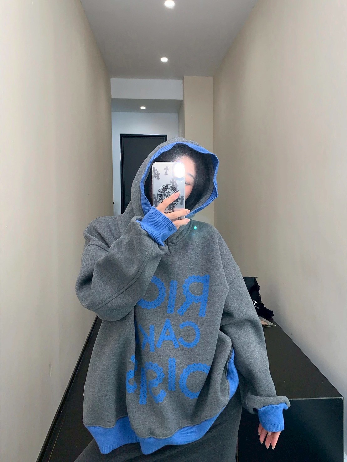 鬆弛感撞色加絨連帽衛衣加厚