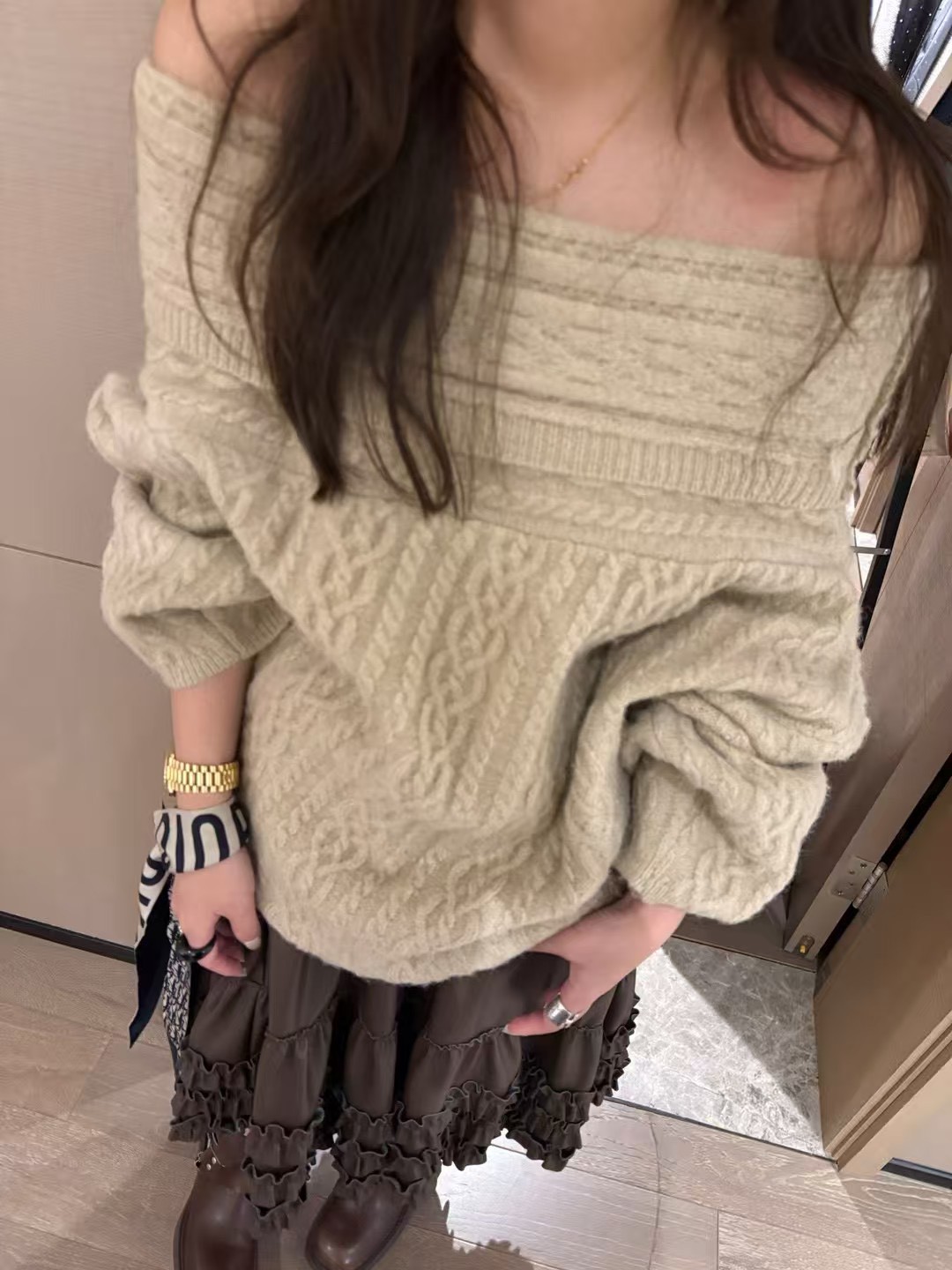 一字領麻花不對稱蝙輻袖