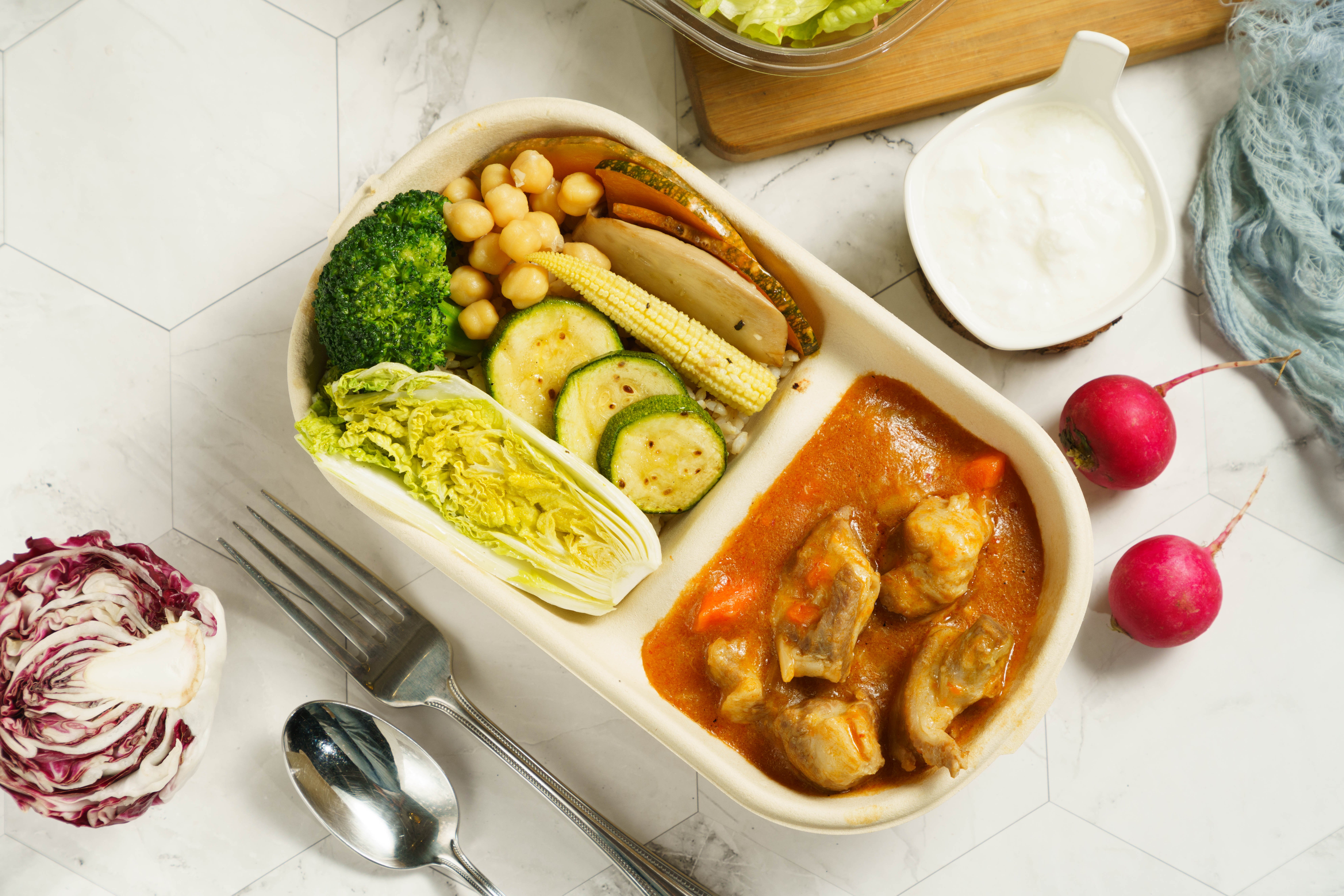 芋香紅咖哩燉豬｜RED CURRY WITH PORK AND TARO