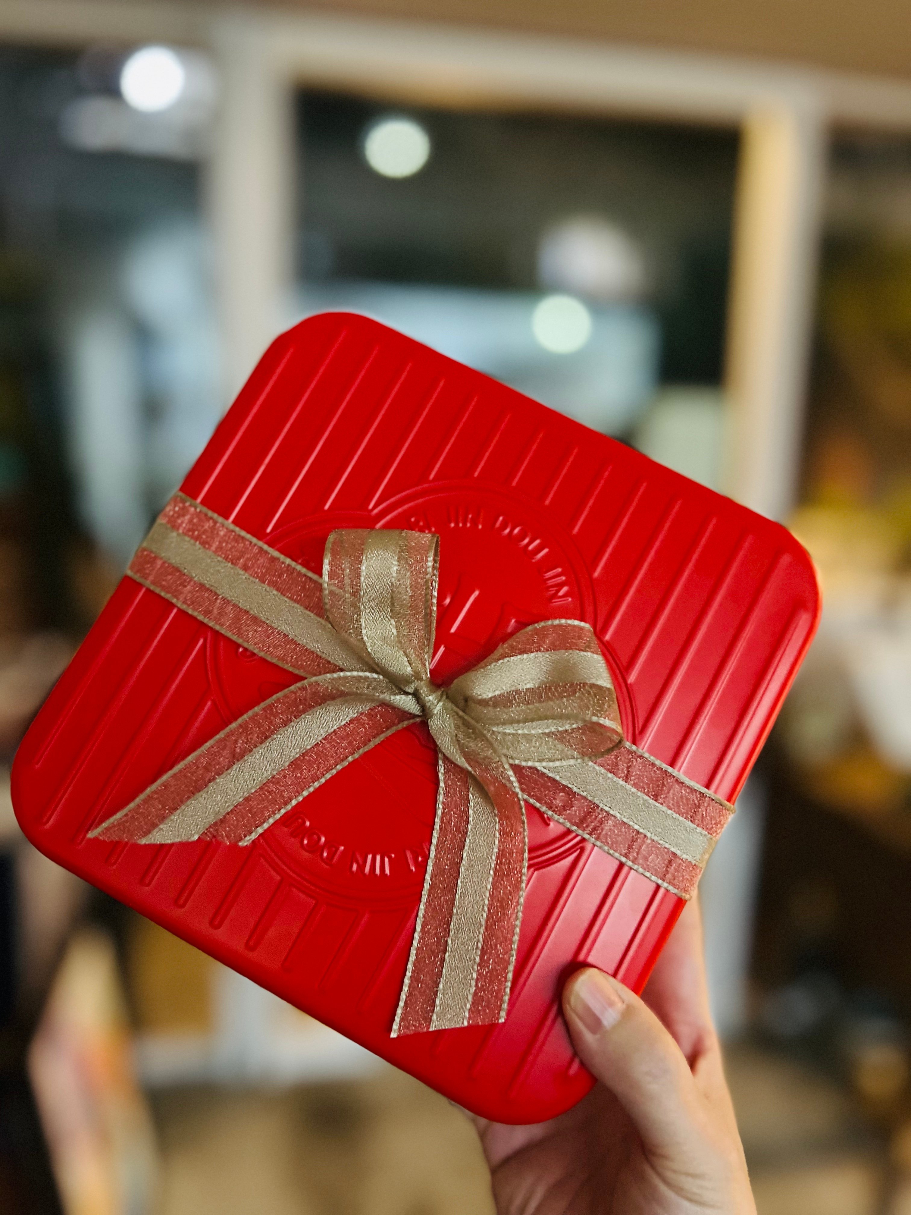 2026『日進斗金』餅乾鐵盒  (蛋奶素)