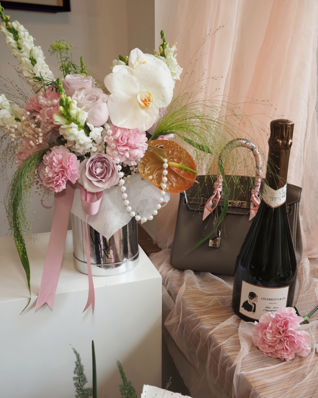 《時光柔緻系列》The Timeless Grace康乃馨玫瑰花盒