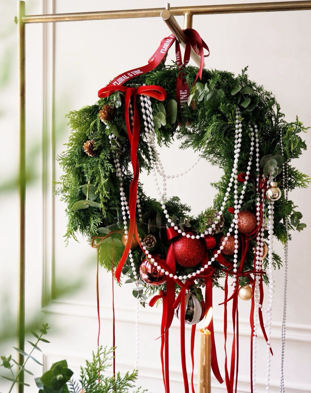 Luxurious Château Noël 璀璨奢紅聖誕花圈