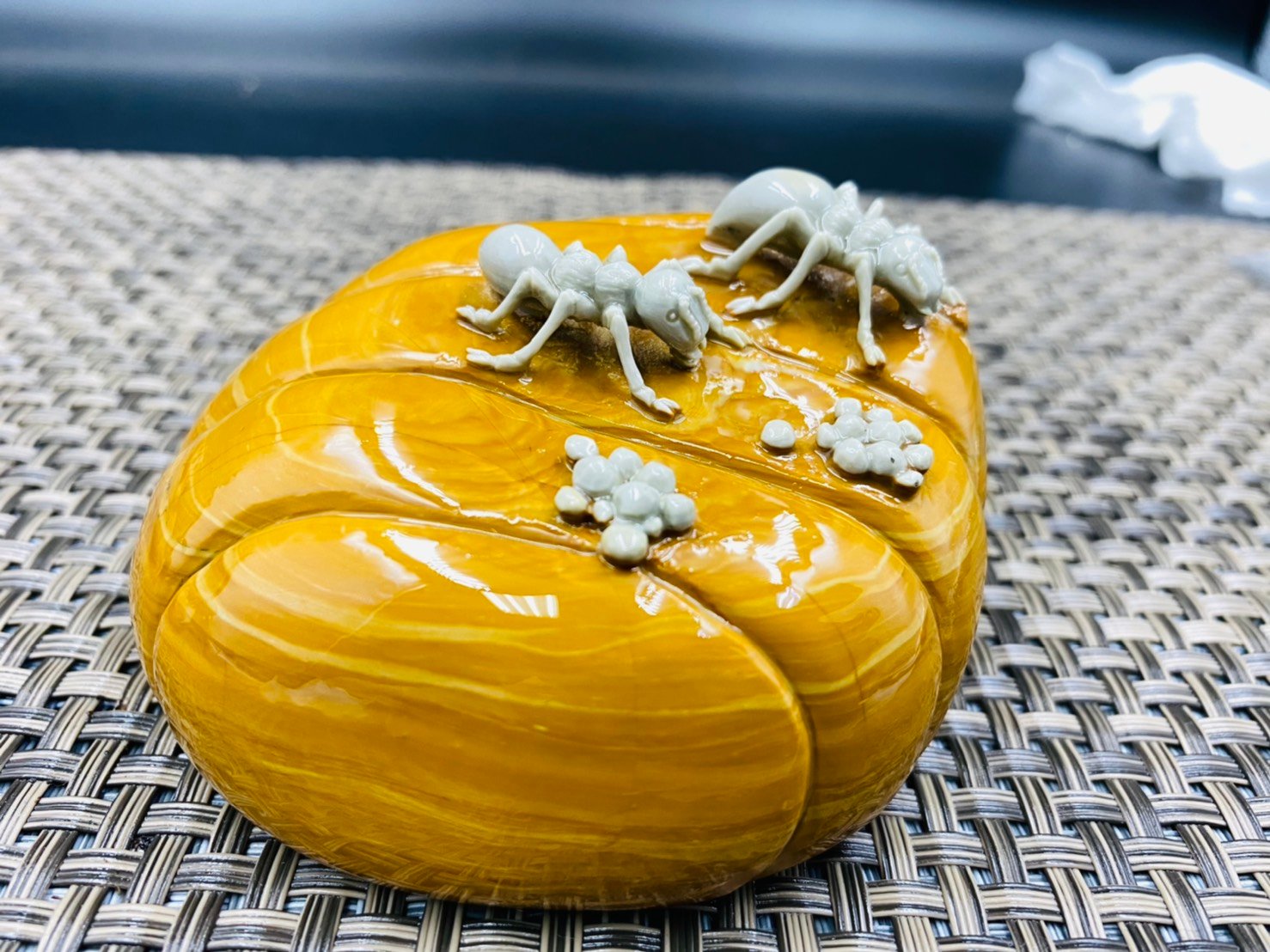 天然巧雕 壽山山秀園石系列【螞蟻大兵】