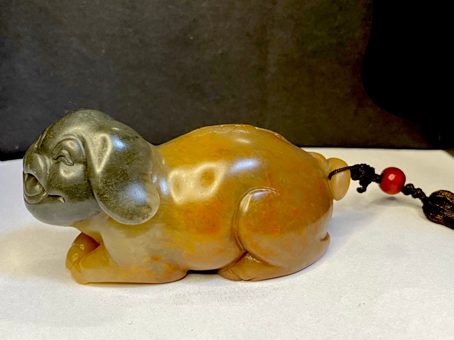 老師傅手工 壽山五彩石雕件【福氣金豬手把件】