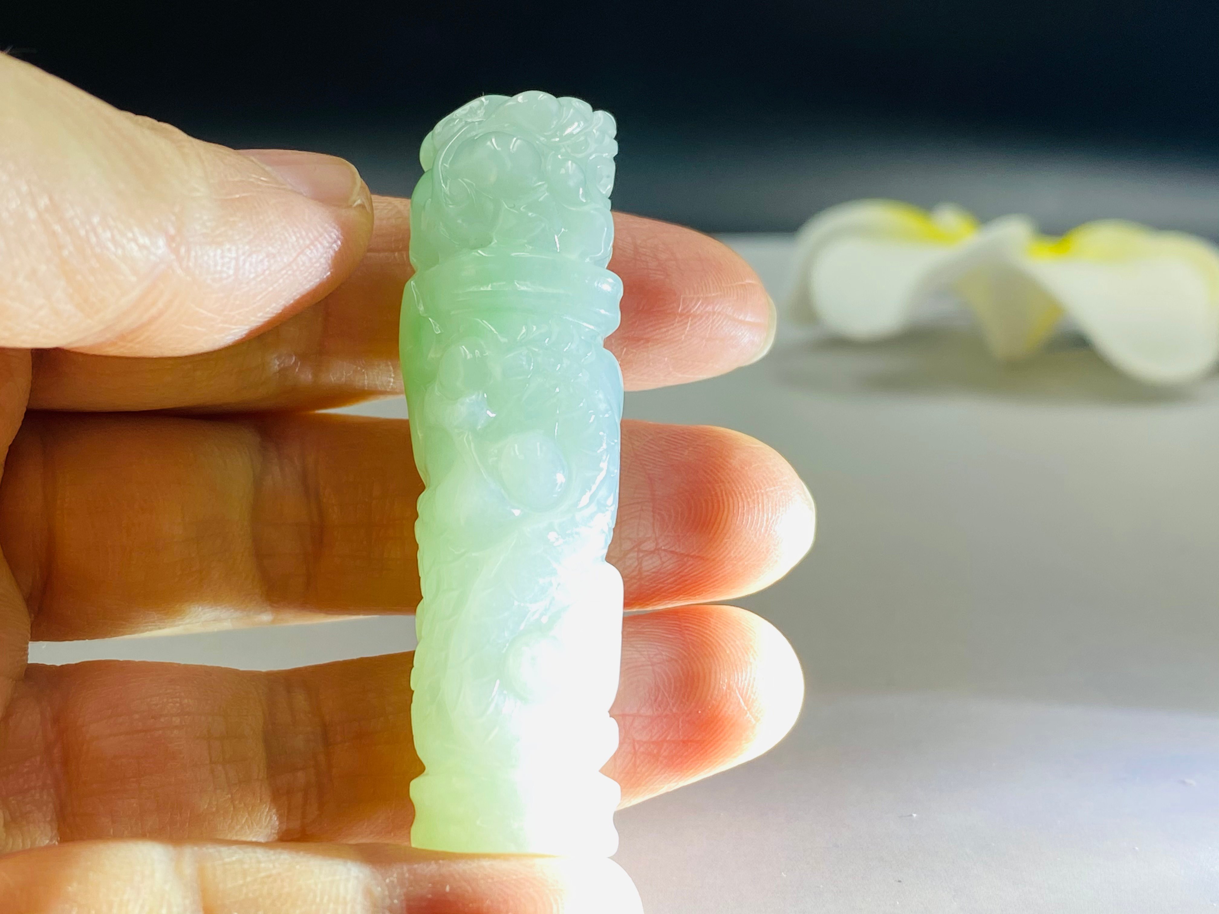 翠青翡翠【龍柱招財貔貅印】