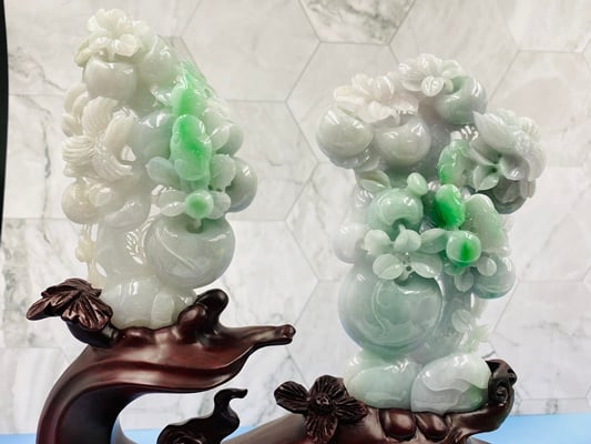 天然A貨翡翠 附收藏證書【大豐收-碩果纍纍】