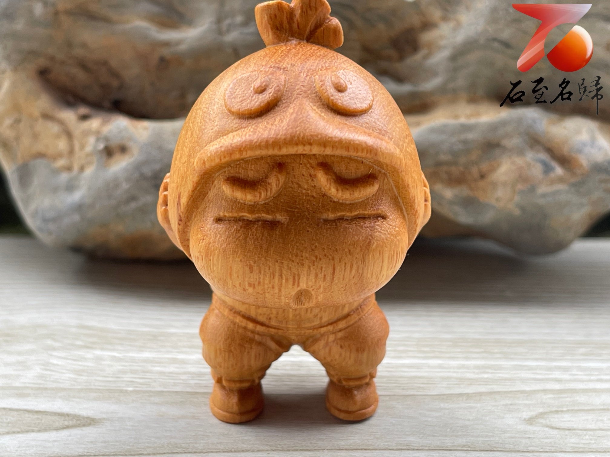 崖柏木雕件【蠟筆小新】高6.2公分