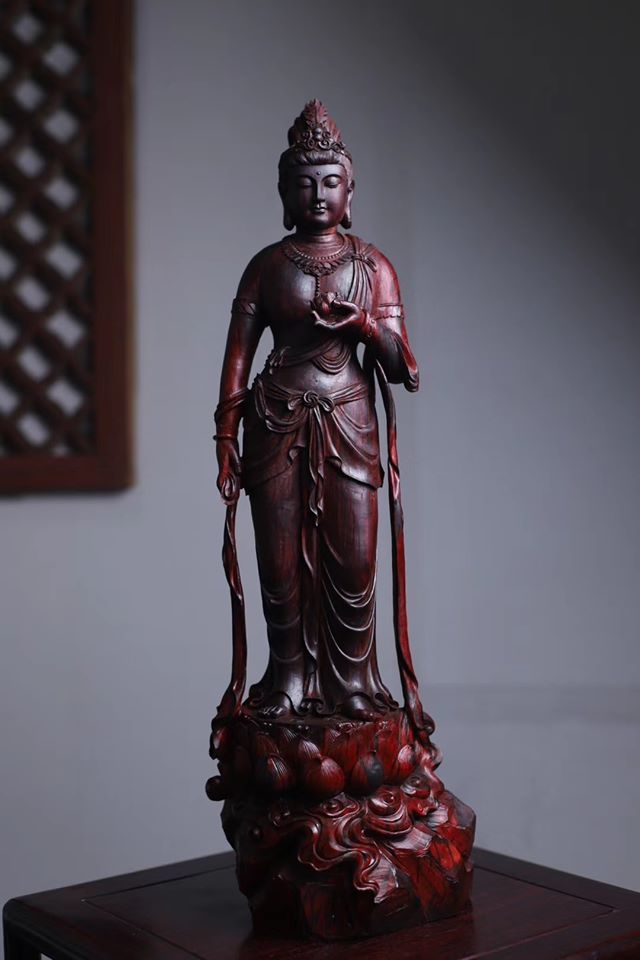 印度小葉紫檀【持蓮觀音】