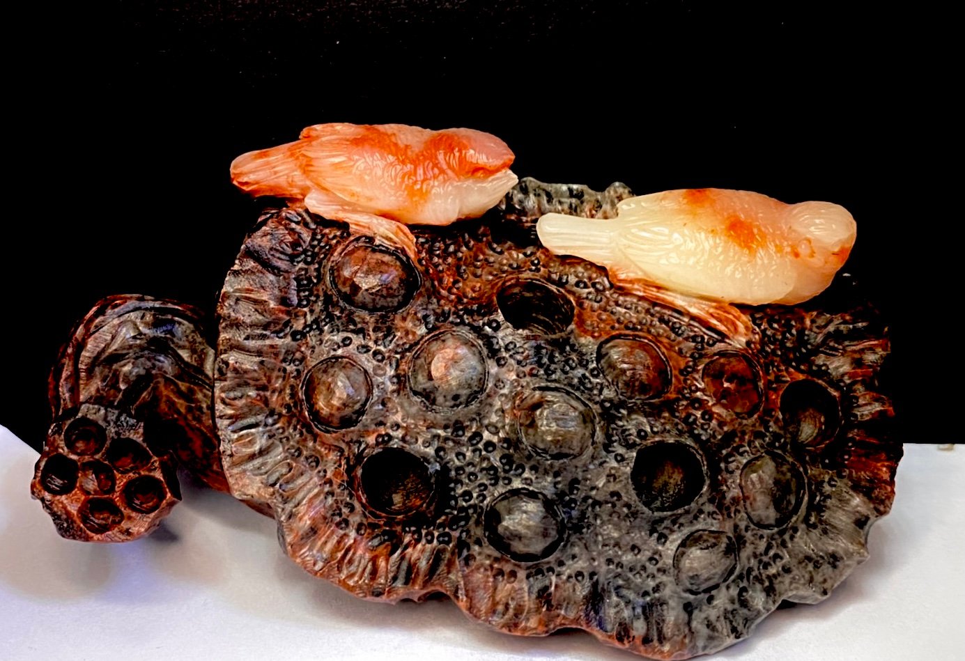 老師傅手工 巧色巧雕 壽山結晶桃花白芙蓉石手把件【喜鵲-喜訊綿連】