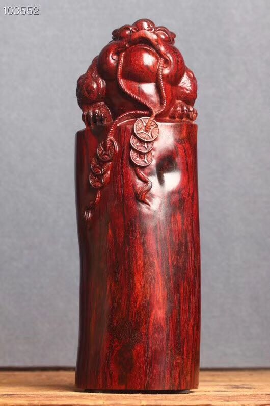 風水擺件 純手工 印度小葉紫檀【招財金蟾風水柱】