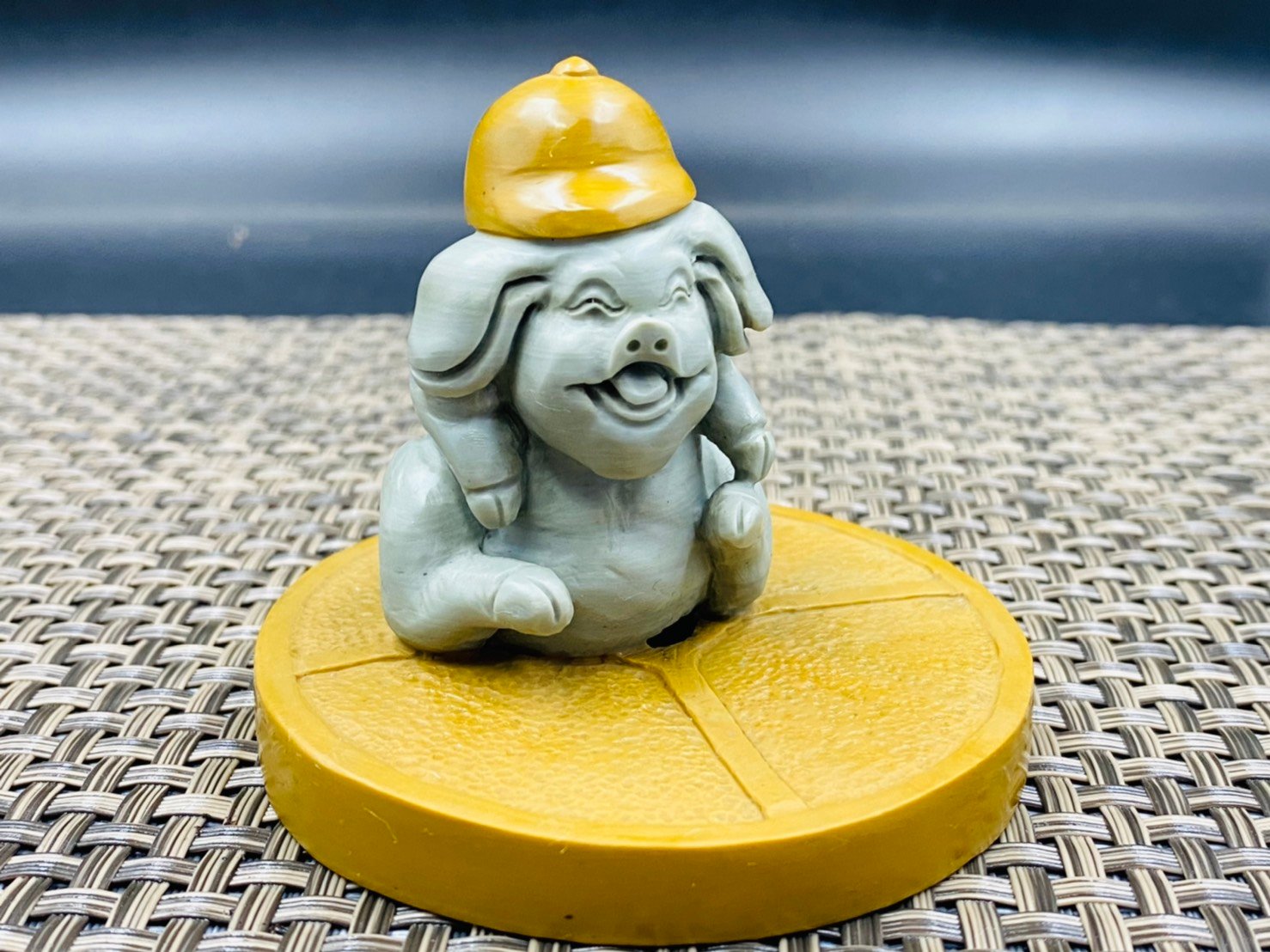 天然巧雕 壽山山秀園石系列【金錢小豬】