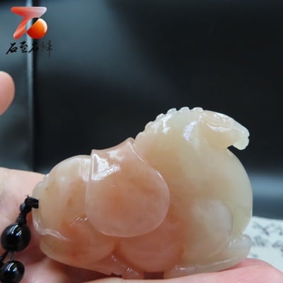 老撾極品結晶石 唐馬系列【馬上帶財手把件】