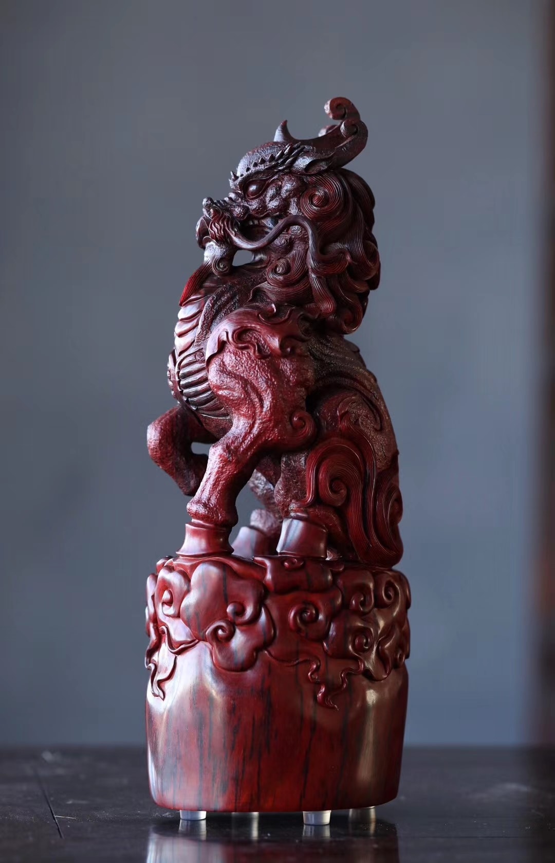 印度小葉紫檀整料手工雕刻【麒麟獻瑞】