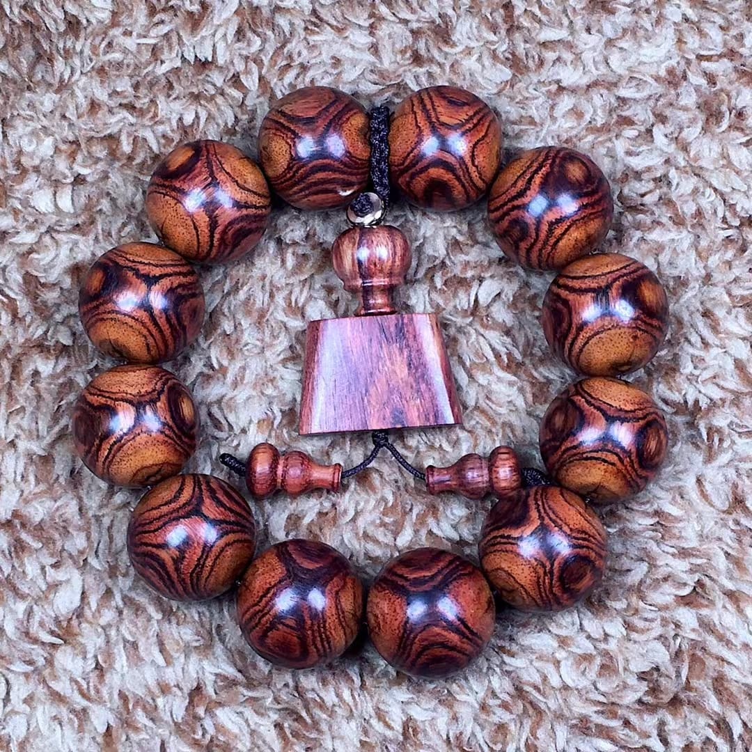 海南黃花梨  野生老乾料 京劇臉譜+X紋對眼鬼臉20mm手珠 重量41.4克