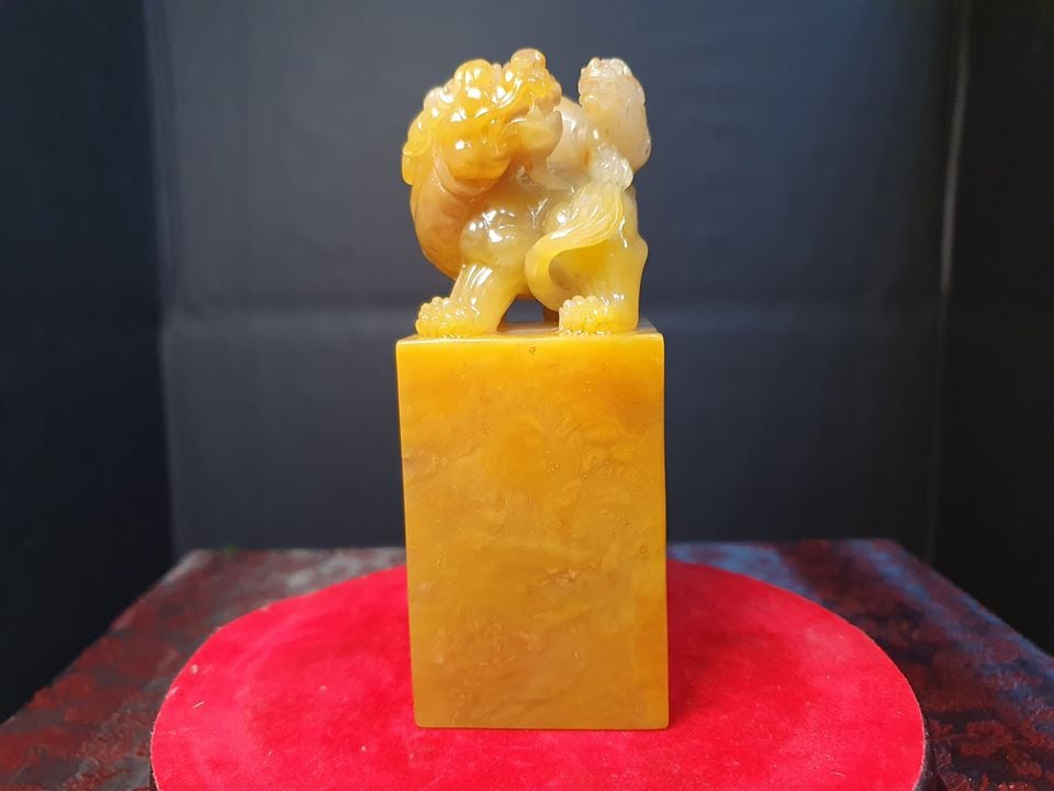 寮國極品田黃石印章【貔貅】