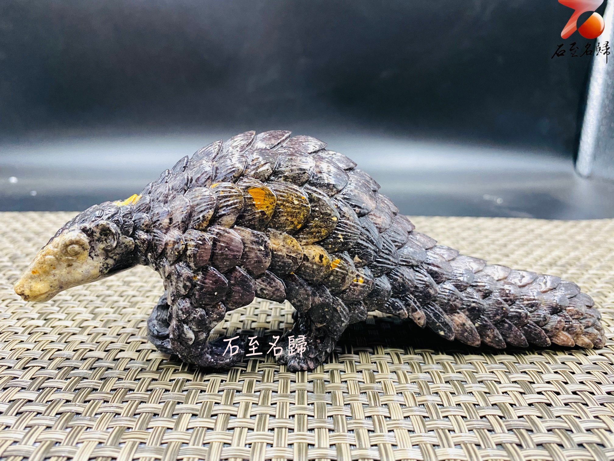 甲護平安 破障迎福 壽山山秀園【穿山甲】王逸文老師純手工雕刻