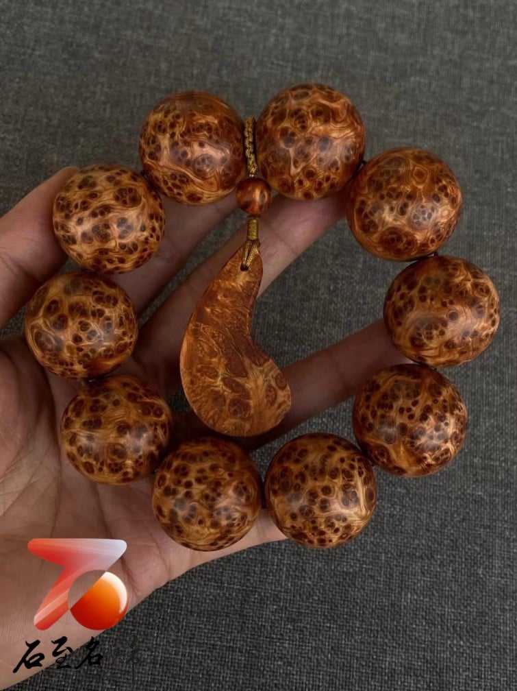 天花板等級 太行崖柏滿瘤疤老料手珠25mm