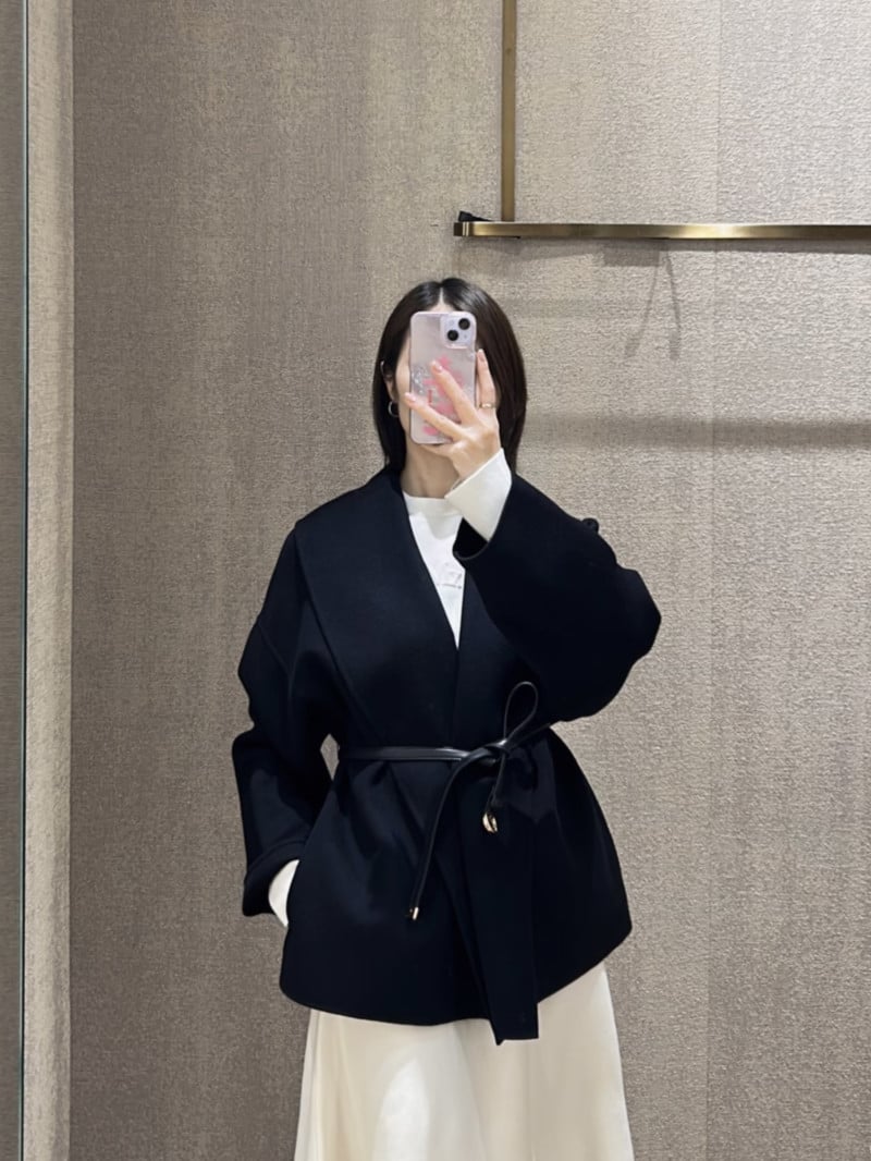 MaxMara Studio羊毛羊絨混紡裹身短大衣