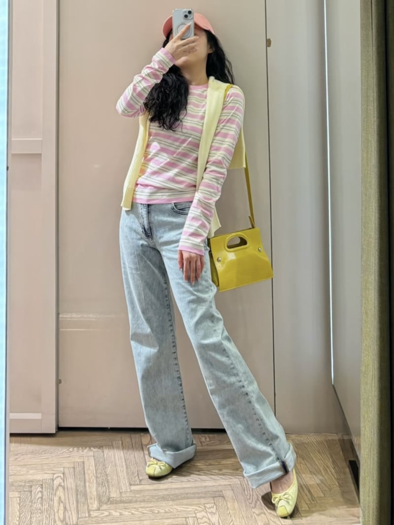 MAX&Co.做舊水洗微喇牛仔褲