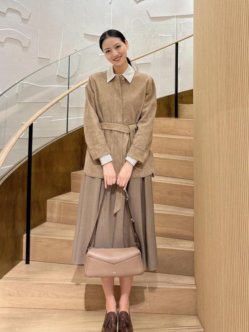 MaxMara麂皮圓領外套