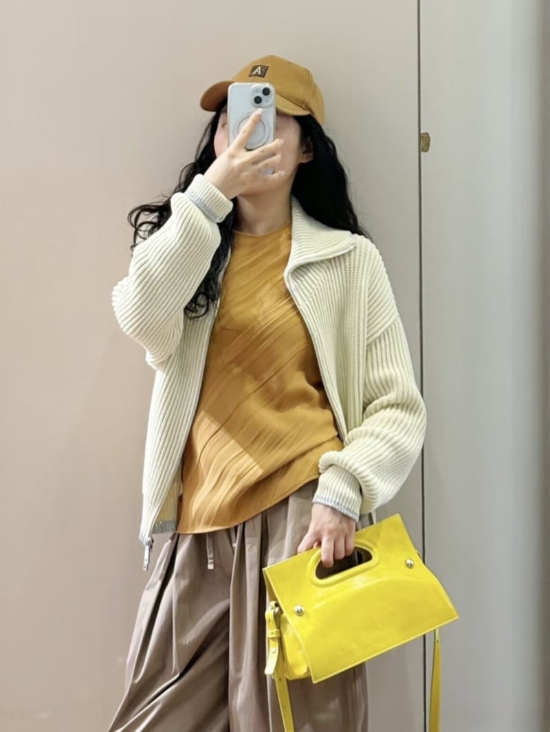 MAX&Co.牛皮亮面手提單肩包