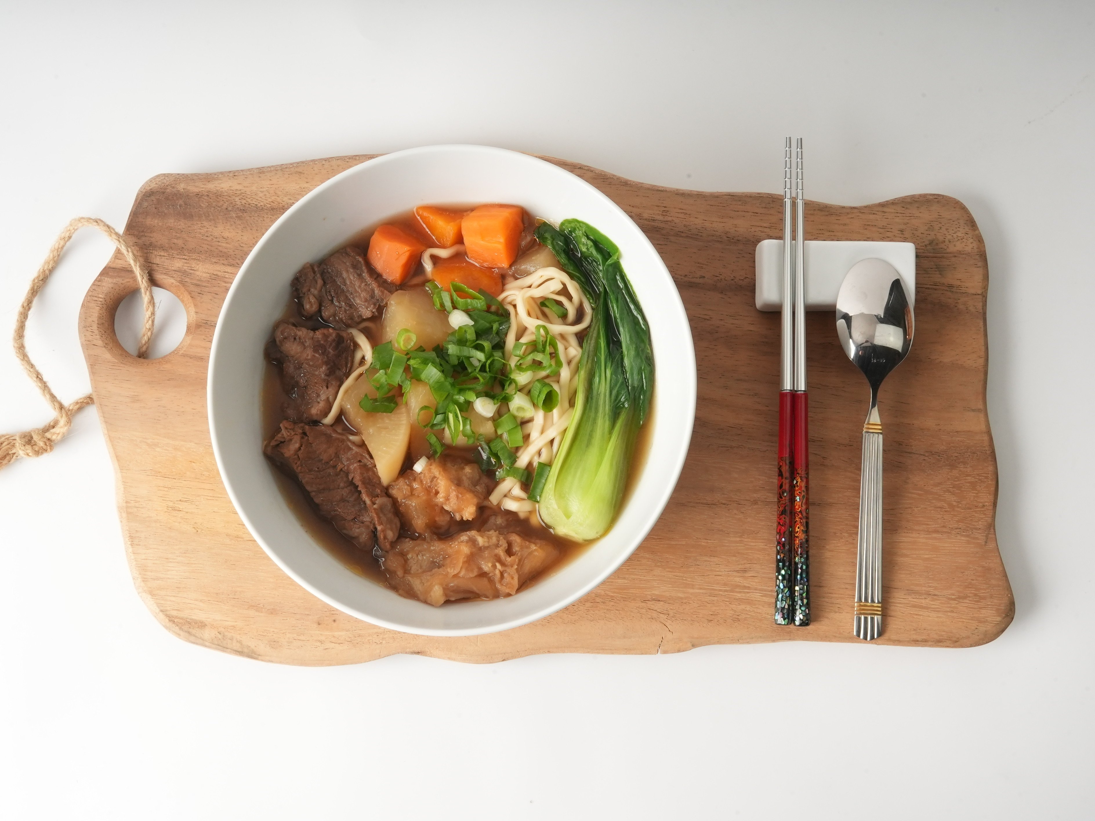 冷凍半筋半肉牛肉麵