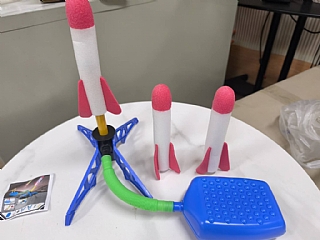 D-HJ10戶外玩具火箭沖天砲腳踩發射器-腳踩火箭(三只頭)